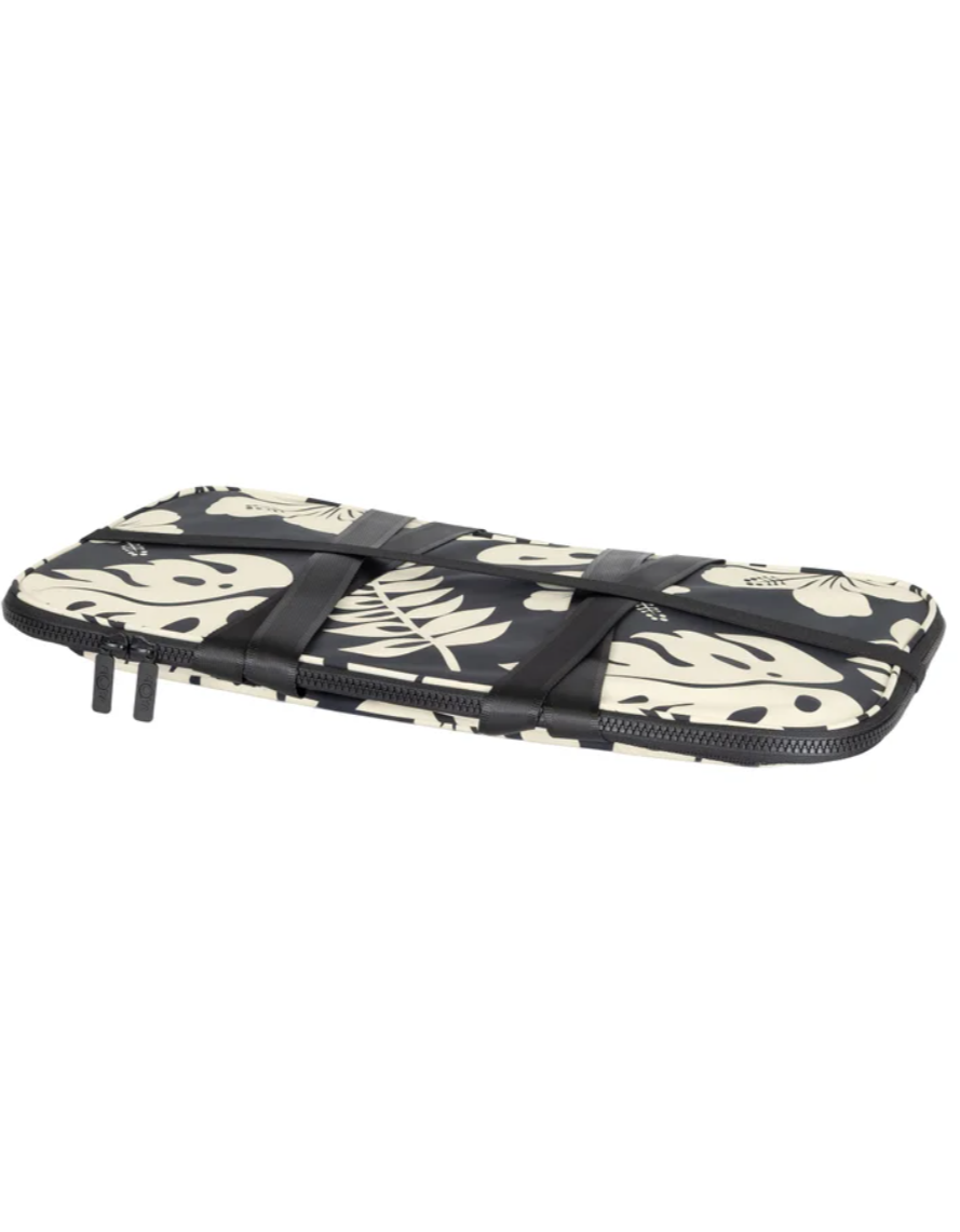 Aloha + CleverMade Collapsible Beach Tote