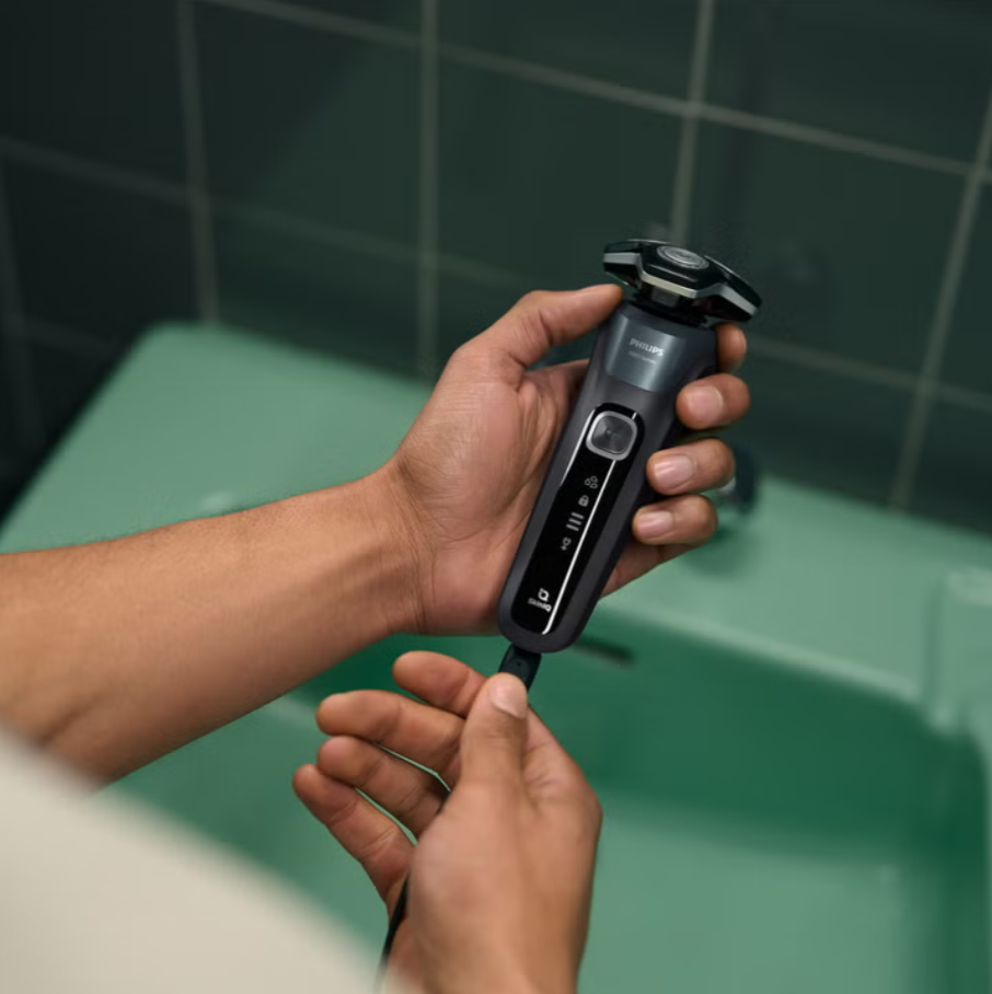 Philips Shaver Series 6000 Wet & Dry Electric Shaver