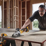 DEWALT 20V MAX ATOMIC Lithium-Ion Cordless Brushless 4-1/2-inch Compact Circular Saw Kit with 5Ah Battery - Refurbished with Dewalt Warranty - DCS571P1