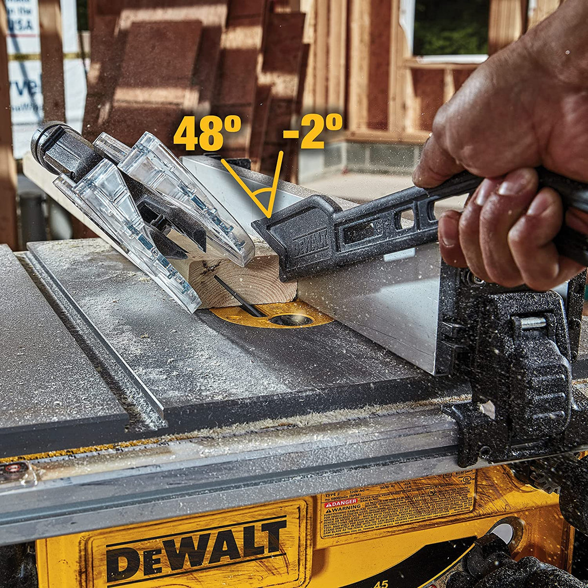 DEWALT 8-1/4 in. Compact Jobsite Table Saw - Refurbished with Dewalt Warranty - DWE7485